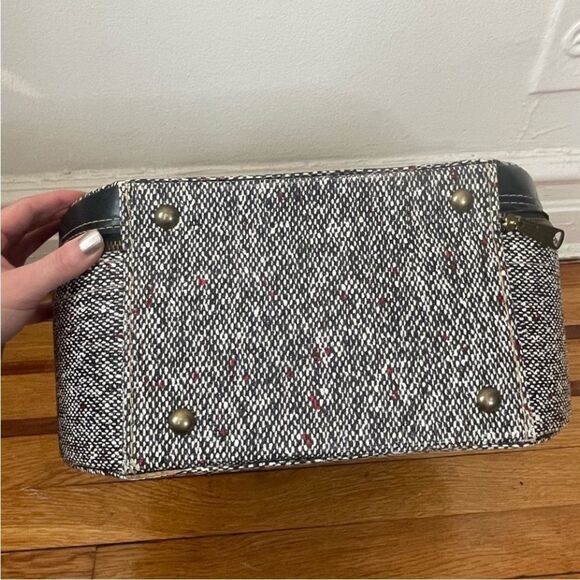 ♥️ Vintage Tweed 1950s Round Suitcase/Hat Box - Picture 5 of 11